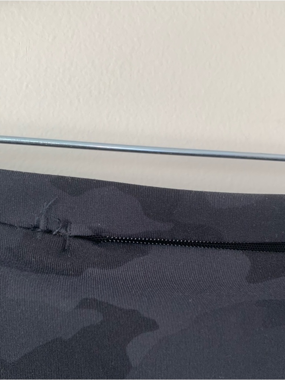 Lululemon Athletica Swift Speed High-Rise Tight 28" Legging Camo Luxtreme Size 8 - Picture 9 of 12